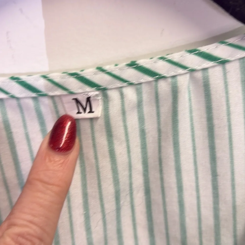 Unbranded Green and white Striped Peplum Tie top/ Size medium - Picture 3 of 8